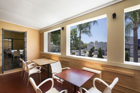Captain Stirling Hotel - ACT Tourism 14