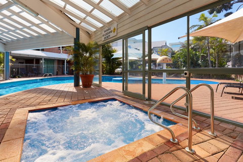 Broadwater Resort Como - ACT Tourism 6