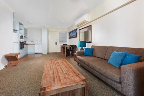 Broadwater Resort Como - ACT Tourism 12