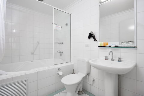 Broadwater Resort Como - ACT Tourism 7