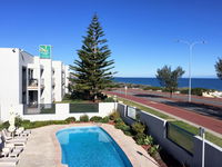 Book Sorrento Accommodation Vacations ACT Tourism ACT Tourism
