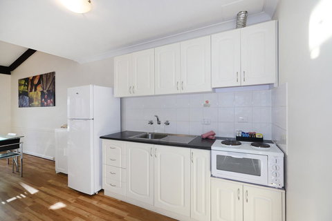 Seashore Memories - Sleeps 3 - ACT Tourism 8