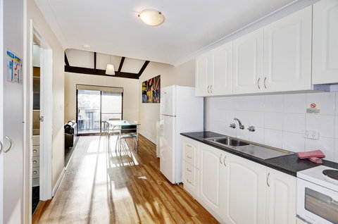 Seashore Memories - Sleeps 3 - ACT Tourism 10