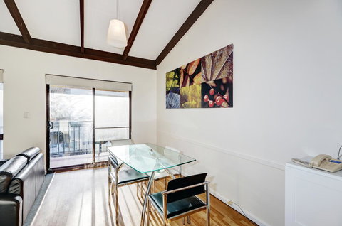 Seashore Memories - Sleeps 3 - ACT Tourism 9