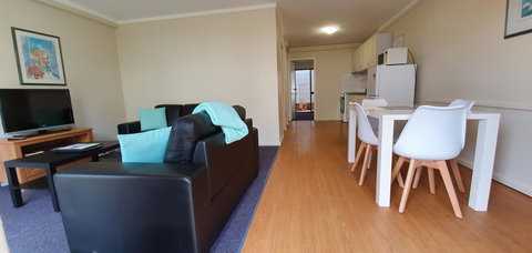 West Beach Lagoon 202 - Quiet & Ground Floor! - ACT Tourism 9