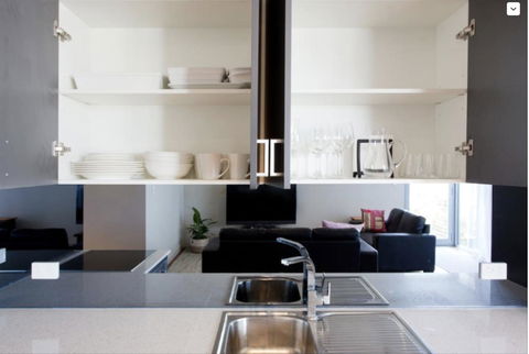 Adele's Luxury South Beach Apartment With King Bed - ACT Tourism 14