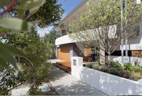 Adele's Luxury South Beach Apartment With King Bed - ACT Tourism 20