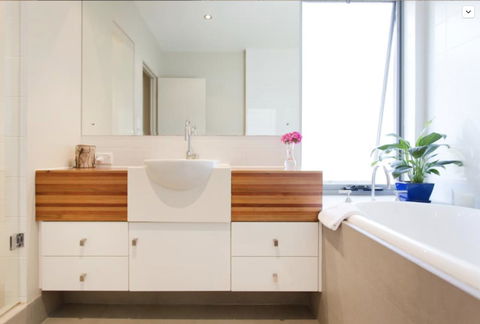 Adele's Luxury South Beach Apartment With King Bed - ACT Tourism 15