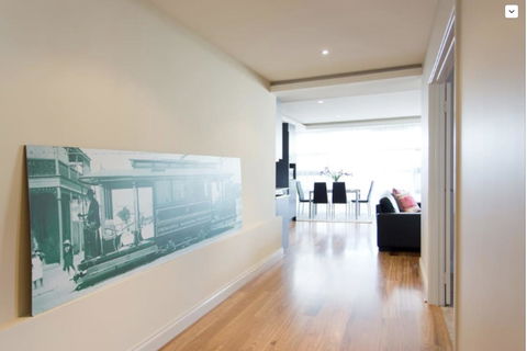 Adele's Luxury South Beach Apartment With King Bed - ACT Tourism 11