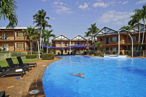 Moonlight Bay Suites - ACT Tourism 6