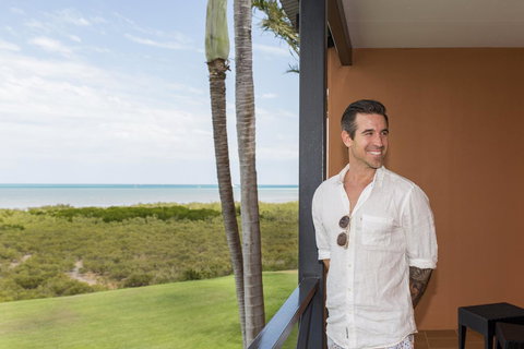 Moonlight Bay Suites - ACT Tourism 11
