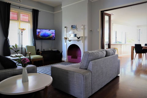 Fremantle Heritage Home For You To Enjoy! - ACT Tourism 17