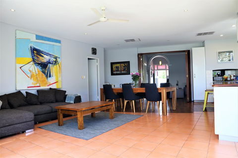 Fremantle Heritage Home For You To Enjoy! - ACT Tourism 12