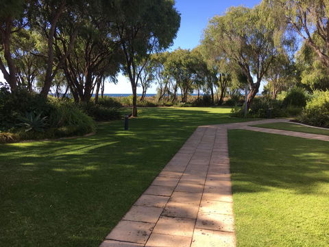 Geographe Bay Apartment - ACT Tourism 10