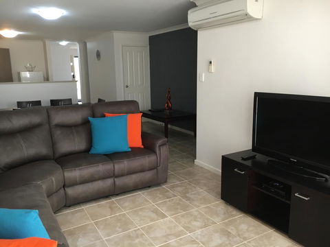 Geographe Bay Apartment - ACT Tourism 1