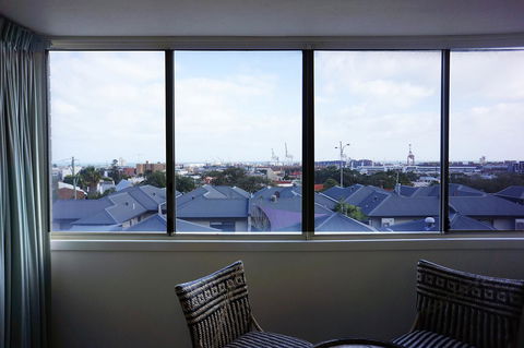 Studio 208 With Ocean Views - ACT Tourism 17