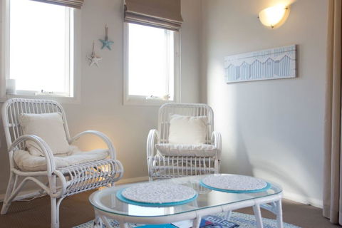 Fremantle Local Beach Studio - ACT Tourism 15