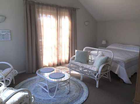 Fremantle Local Beach Studio - ACT Tourism 25