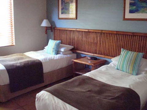 Presidential Bungalow - ACT Tourism 4