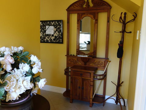 The Blacksmiths Cottage - ACT Tourism 17