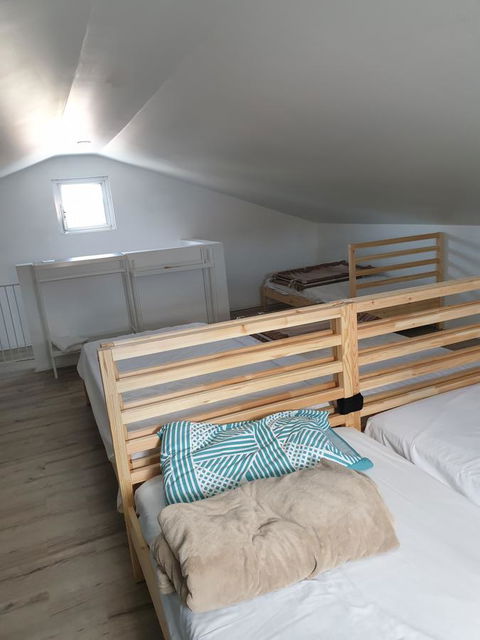 DIANELLA Budget Rooms Happy Place To Stay - ACT Tourism 4