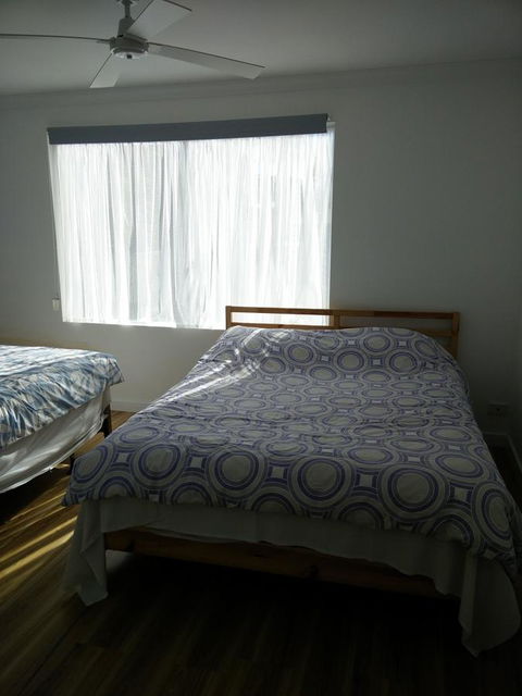 DIANELLA Budget Rooms Happy Place To Stay - ACT Tourism 14