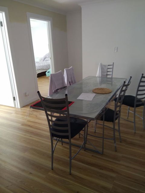 DIANELLA Budget Rooms Happy Place To Stay - ACT Tourism 16