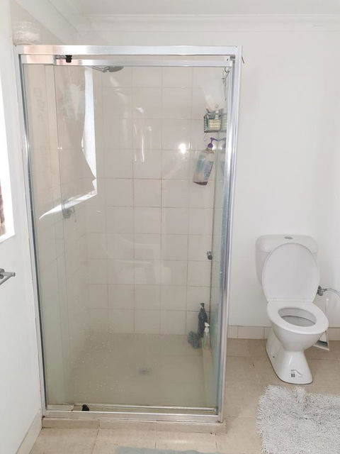 DIANELLA Budget Rooms Happy Place To Stay - ACT Tourism 12
