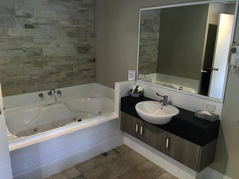 Margarets Forest - ACT Tourism 16