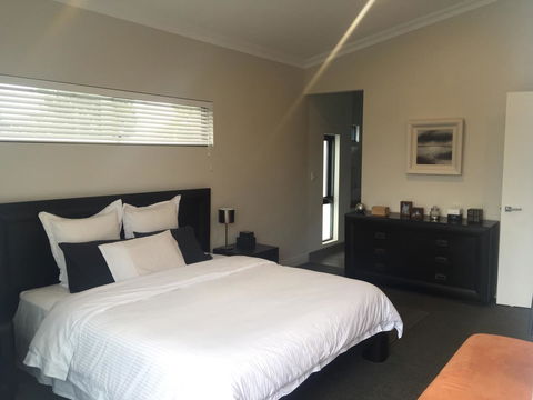 The Pool House - Fremantle - ACT Tourism 19