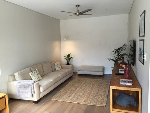 The Pool House - Fremantle - ACT Tourism 5