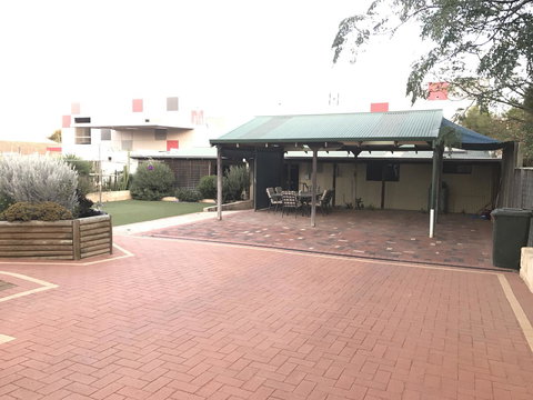 Sabai Accommodation - ACT Tourism 15