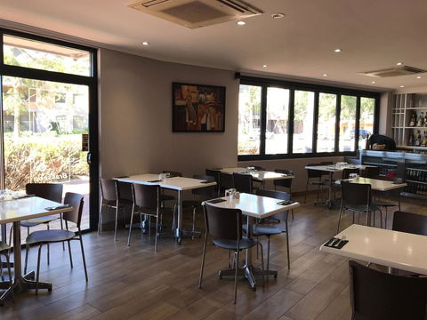 Joondalup City Hotel - ACT Tourism 1