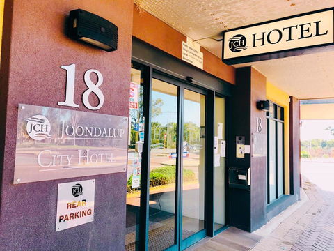 Joondalup City Hotel - ACT Tourism 5