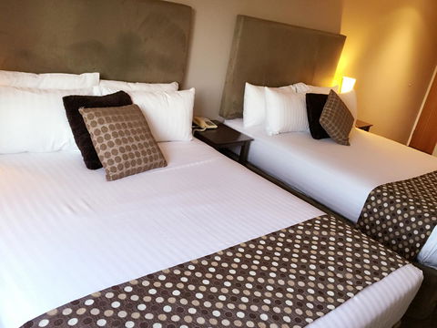 Joondalup City Hotel - ACT Tourism 17