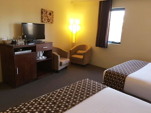 Joondalup City Hotel - ACT Tourism 11