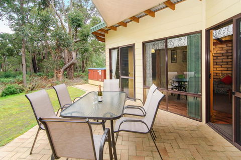 Yelverton Brook Conservation Sanctuary - ACT Tourism 24