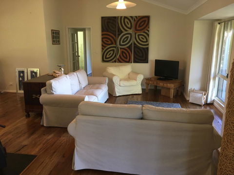 Tegwan's Nest Holiday Home - ACT Tourism 27