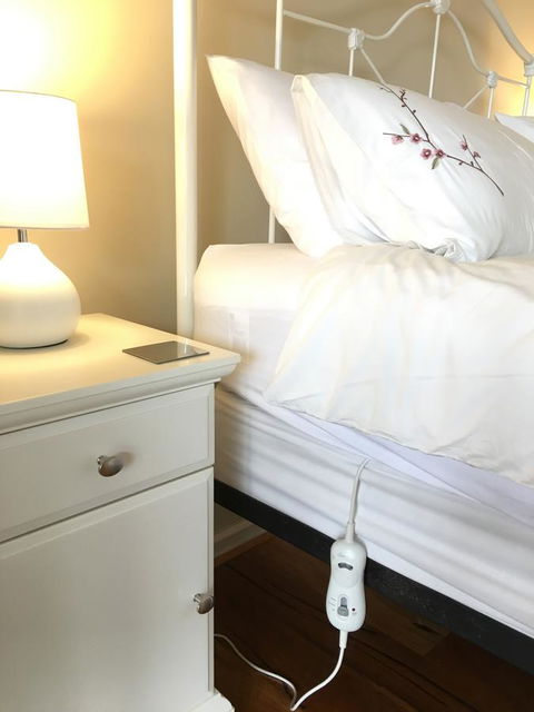 Tegwan's Nest Holiday Home - ACT Tourism 3