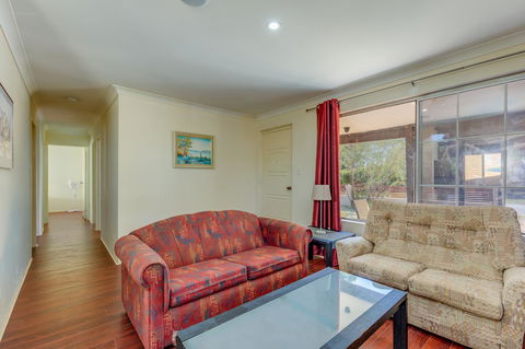 Brilliant, Neat, Convenient, Family-friendly House - ACT Tourism 2