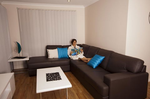 Cape Villas - ACT Tourism 1