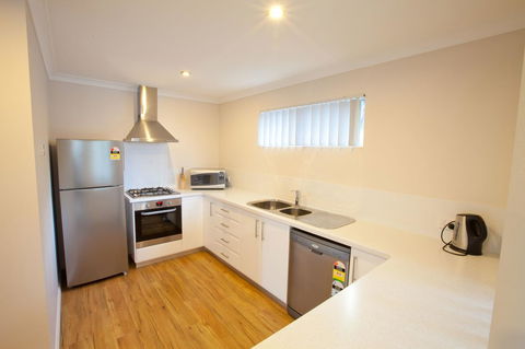 Cape Villas - ACT Tourism 19