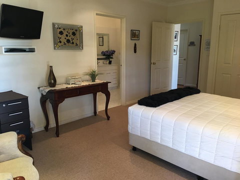 Armadale Cottage Bed & Breakfast - ACT Tourism 27