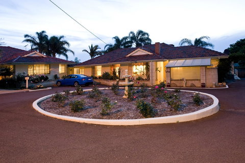 Armadale Cottage Bed & Breakfast - ACT Tourism 32