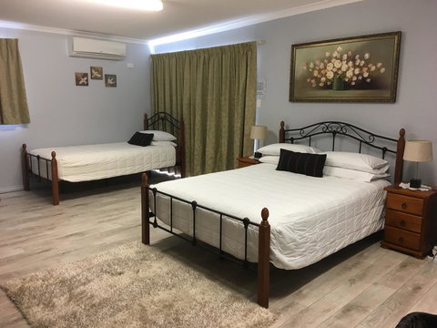 Armadale Cottage Bed & Breakfast - ACT Tourism 3