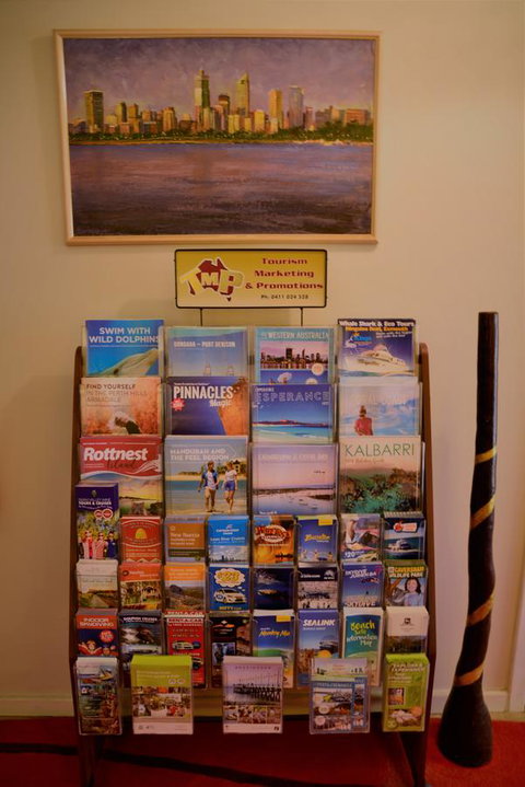 Palms Bed & Breakfast - ACT Tourism 8