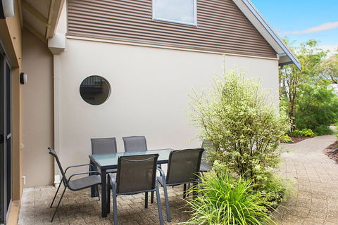Beach Retreat - Busselton - ACT Tourism 10