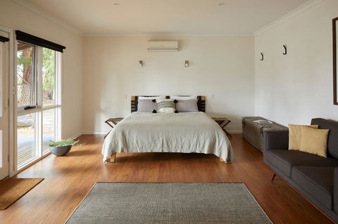 Margaret River Retreat - ACT Tourism 13