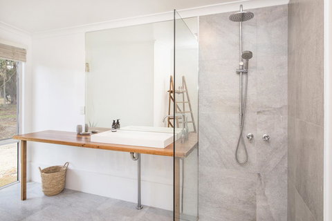 Buxton Thomas - ACT Tourism 10