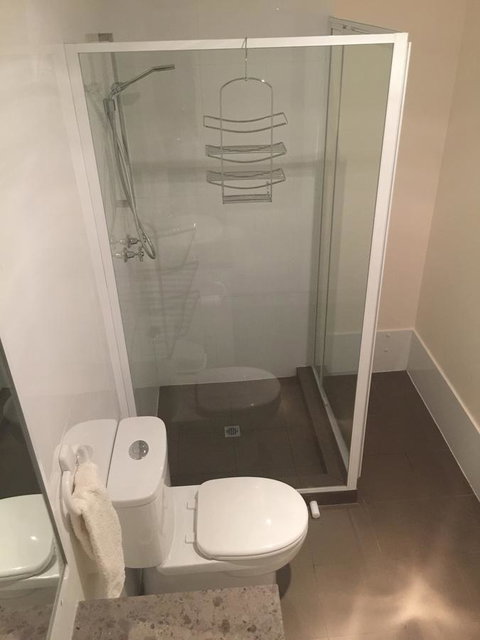 The Royal Dolphin Bed & Breakfast Safety Bay - ACT Tourism 29